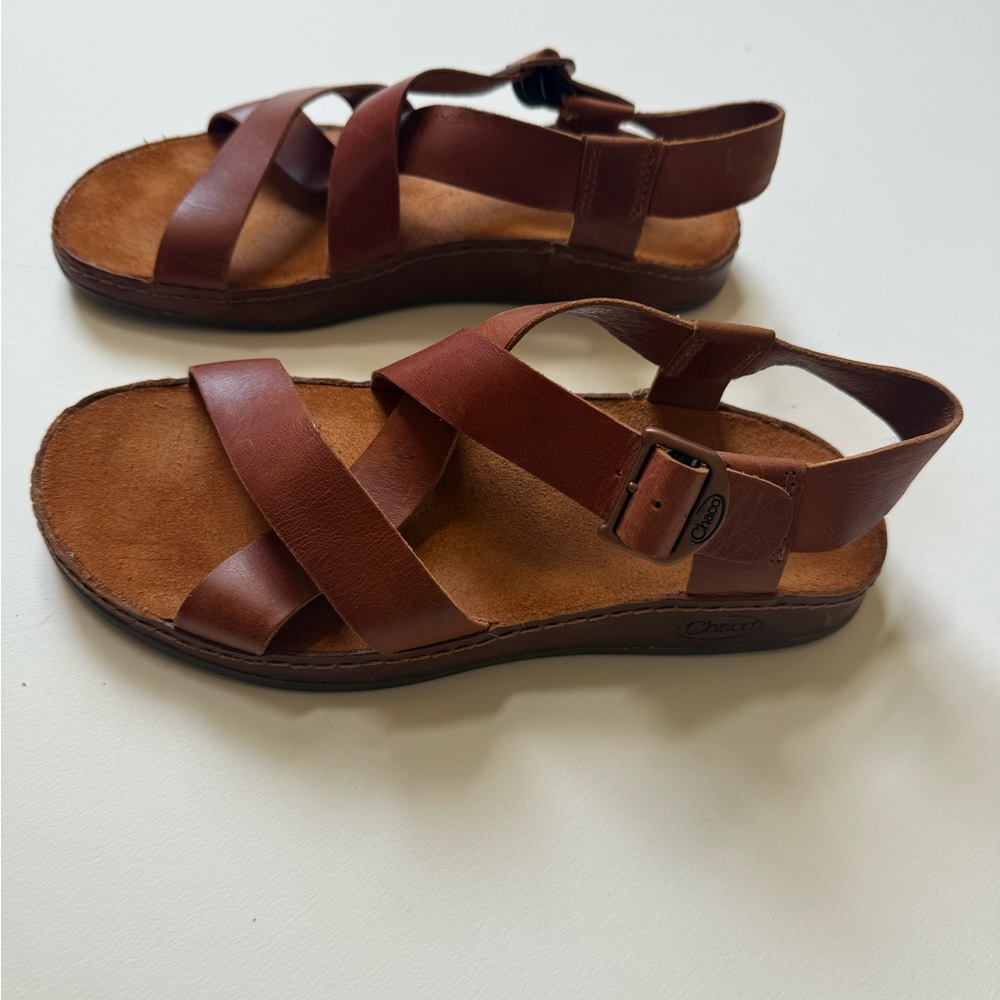 🤎 Chaco Rust Wayfarer Leather Strappy Sandals - EUC Rust